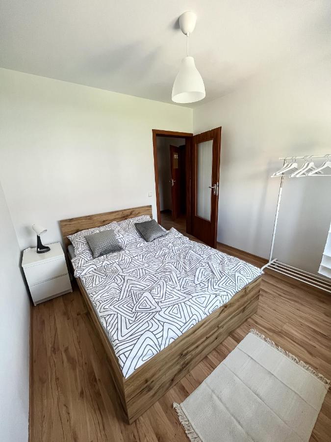 Uroczy Apartament Pod Skarpa Вадовице Экстерьер фото