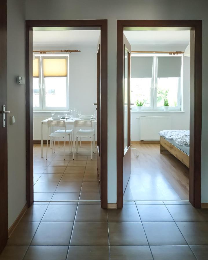 Uroczy Apartament Pod Skarpa Вадовице Экстерьер фото